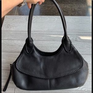 Radley London black pebbled vintage bag. 👜